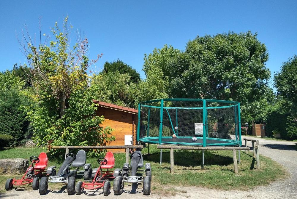 Domaine Des Epinettes Hotell Saint-Romain-de-Jalionas Eksteriør bilde